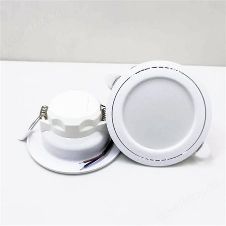 盖香云LBXG-小公牛系列-黑加金LED变光筒灯-5W