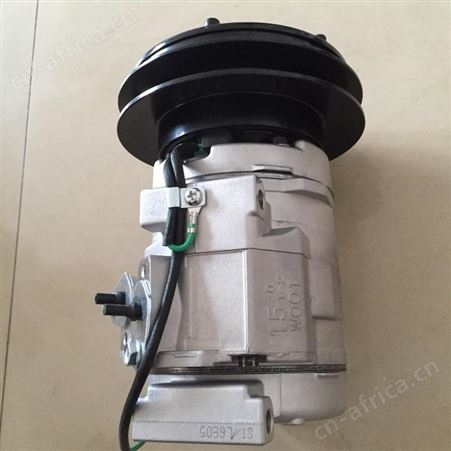 小松PC240-8挖掘机发电机600-861-6420