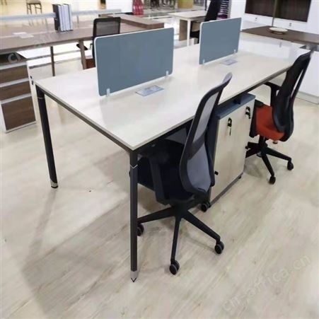 定制屏风隔断 旭峰家具 办公屏风工位 员工工位桌厂家 现货供应