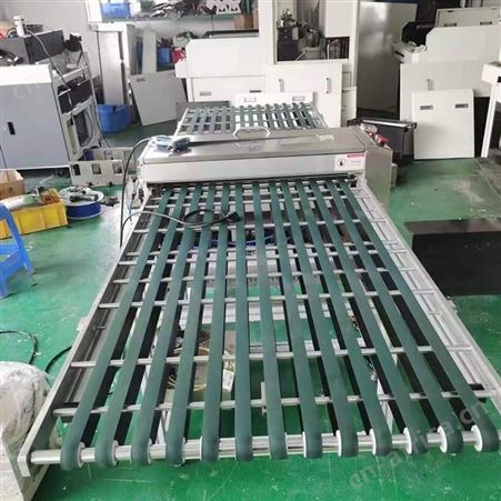 700宽静电除尘机 滚筒防静电除尘机 滚筒工厂定制清 洁滚轮粘尘机 高登