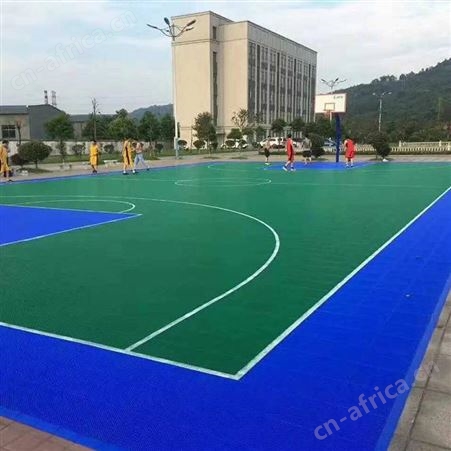 贵阳篮球场悬浮地板室外场地拼装运动地板幼儿园悬浮拼接地垫
