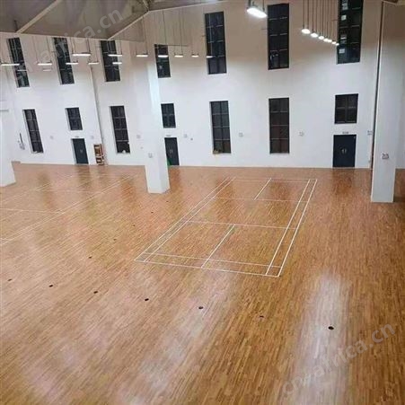 武汉学校篮球馆运动木地板体育场羽毛球舞台枫桦木22mm实木厂家