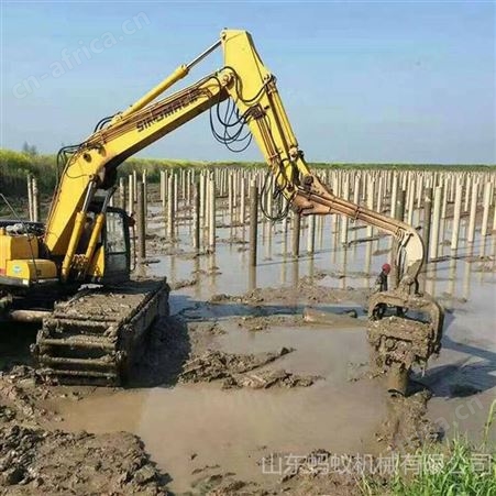 大型高频震动沉桩机 多地形高频挖机带打桩机 光伏钢板桩打桩锤