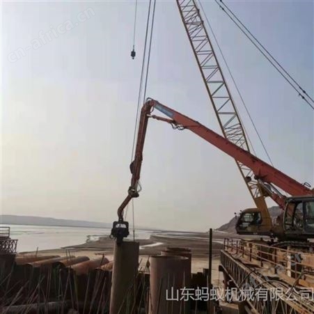 钩机带高频液压桩机 多地形高频震动打桩锤 挖机属具液压打桩机