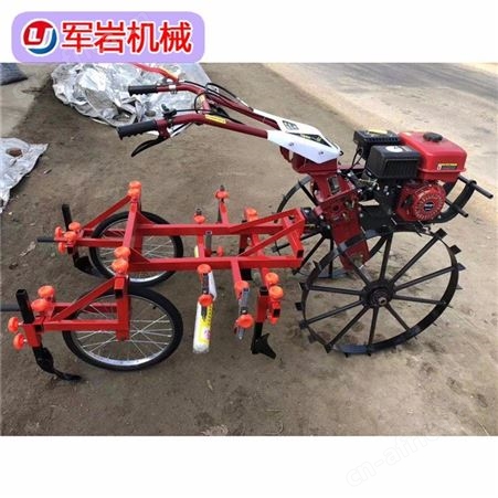 马铃薯地膜覆盖机 小型自走式覆膜机 多功能覆膜机 青州军岩机械