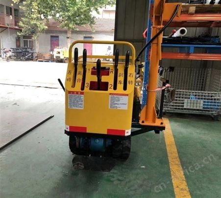 履带式翻斗搬运车无地形限制湿地山地通用四不像拖拉机农用运输车