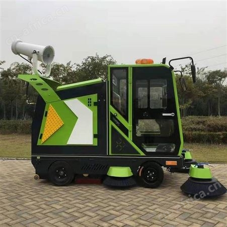 威凯驾驶式电动清扫车 公园小区路面清扫车 全封闭五刷扫地车