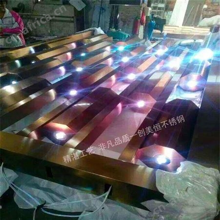 铝板雕花屏风 不锈钢镀铜屏风应用领域