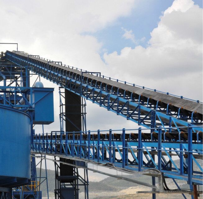 大倾角皮带输送机选型依据